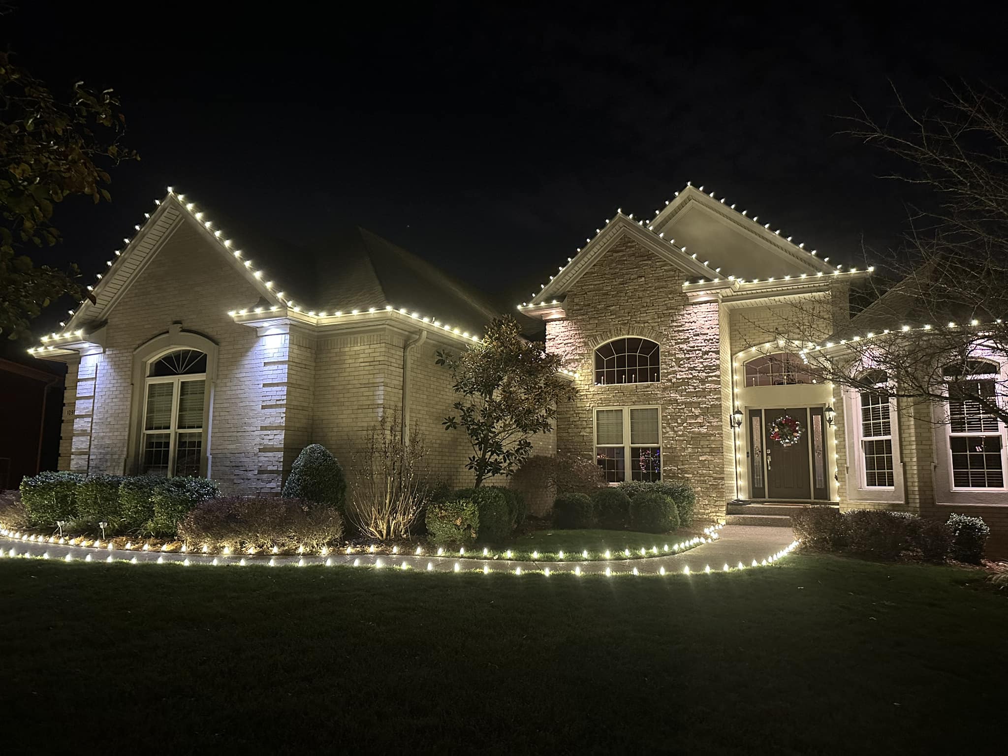 Classic Christmas light package in Burnaby