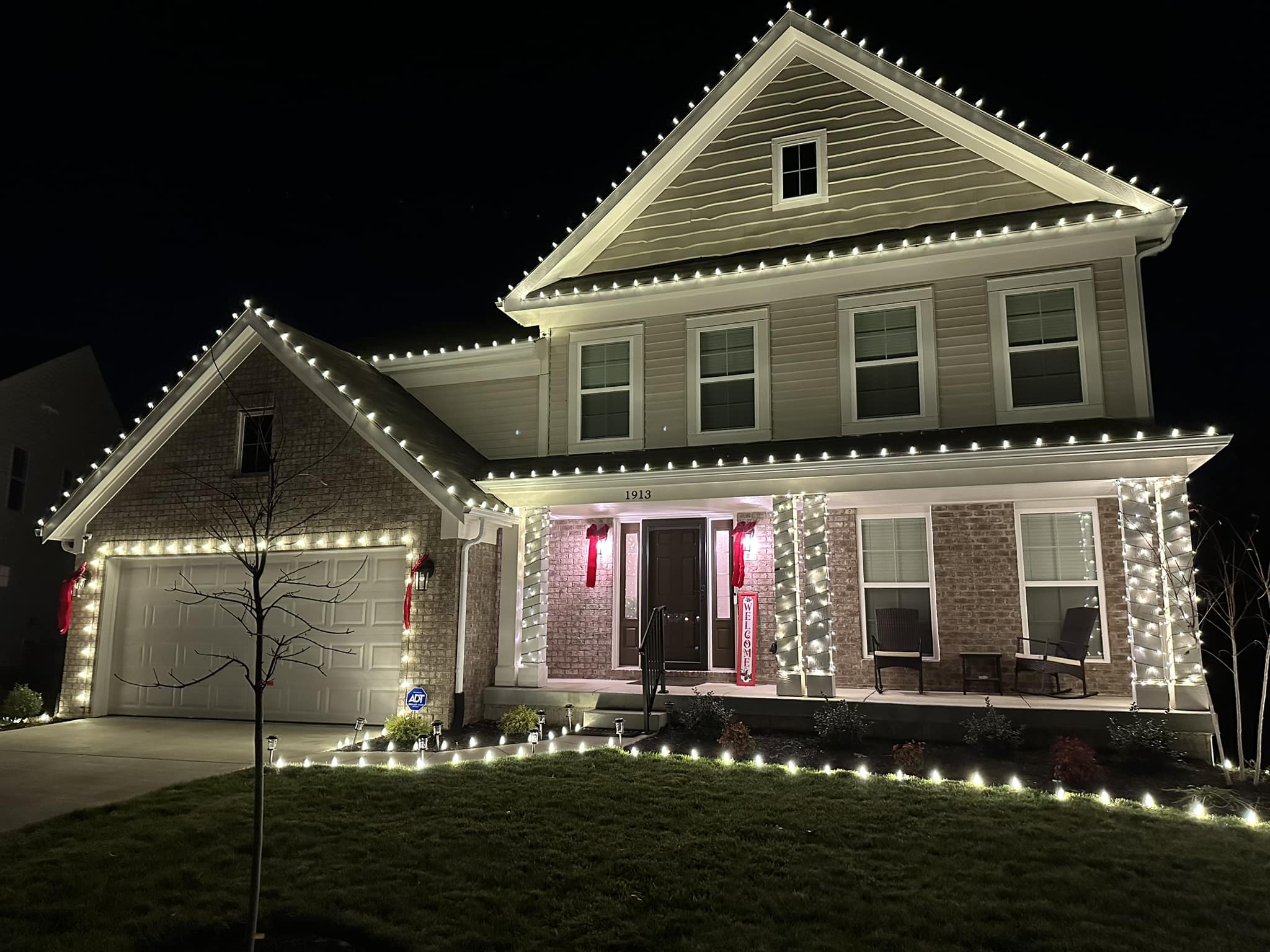 Premium Christmas light package in Burnaby